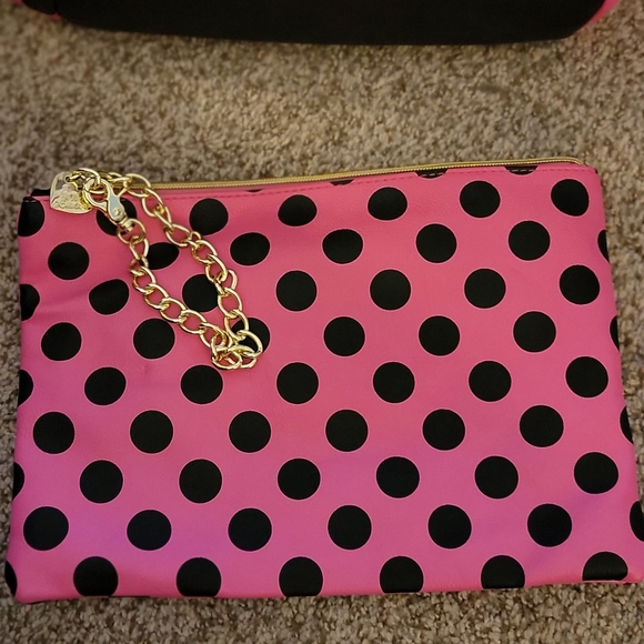 Large Betsey Johnson bag - Picture 2 of 2